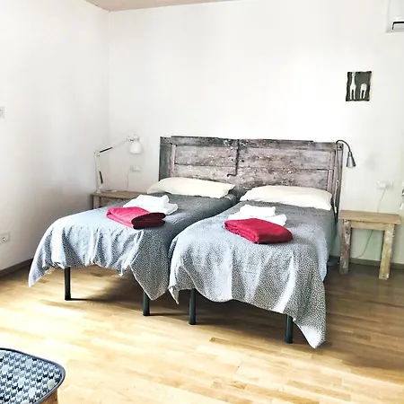 Casa Del Nespolo B&B 3*